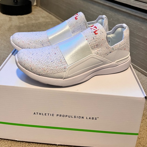 APL EXCLUSIVE- Women's TechLoom Bliss- - Picture 2 of 4